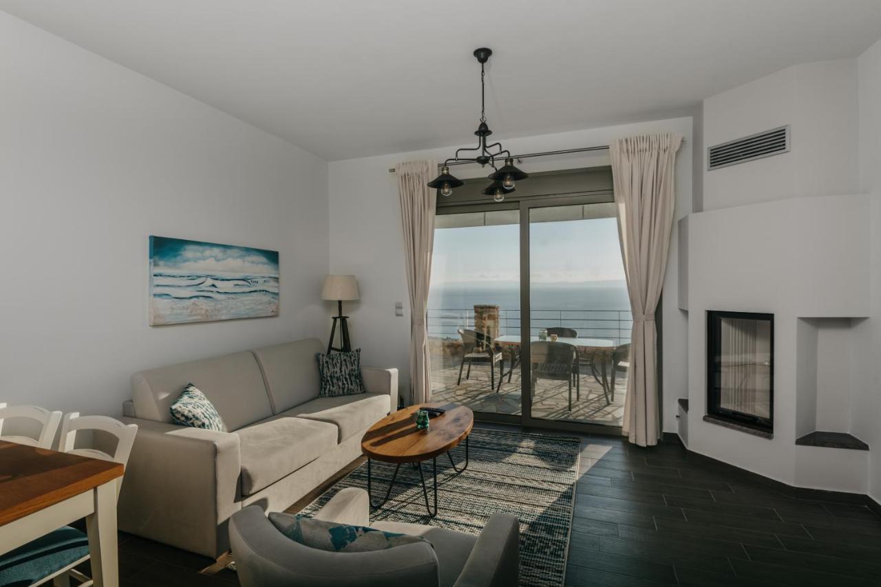 Bay View Guesthouses カラマタ エクステリア 写真