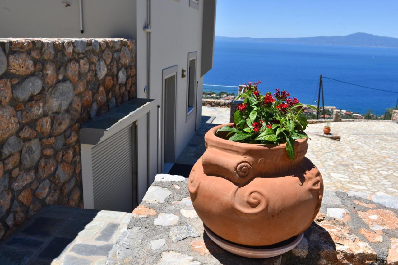 Bay View Guesthouses カラマタ エクステリア 写真