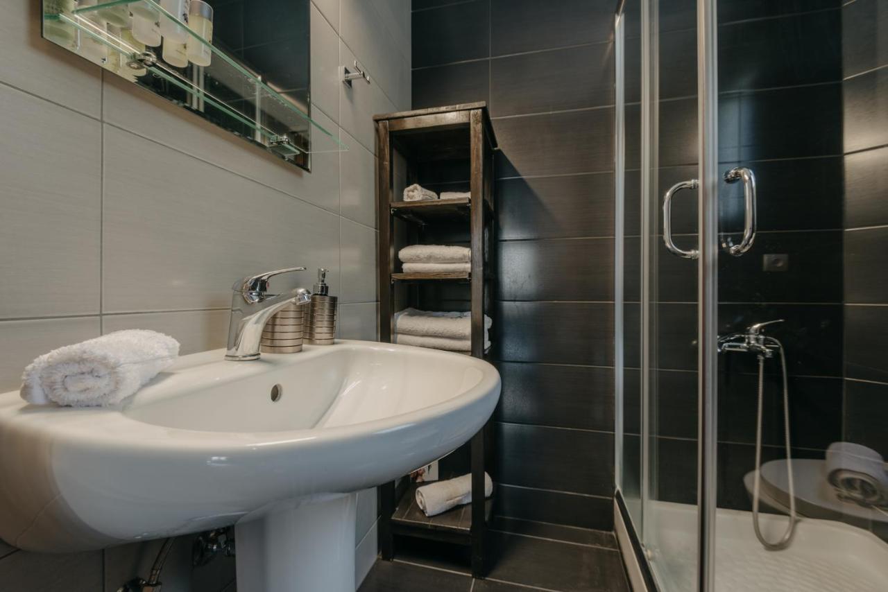 Bay View Guesthouses カラマタ エクステリア 写真